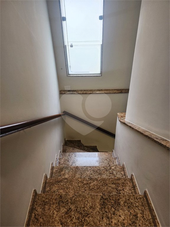 Sobrado à venda com 3 quartos, sendo 1 suíte, em Vila Paulicéia, São Paulo, SP