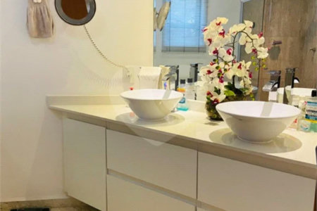 Apartamento com 170m² , 2 dormitórios , sendo 2 suítes , 3 vagas , à venda no bairro Jardim , em Santo André.