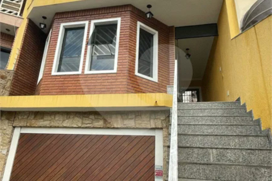 Sobrado à venda com 3 quartos, sendo 1 suíte, em Vila Guilherme, São Paulo, SP