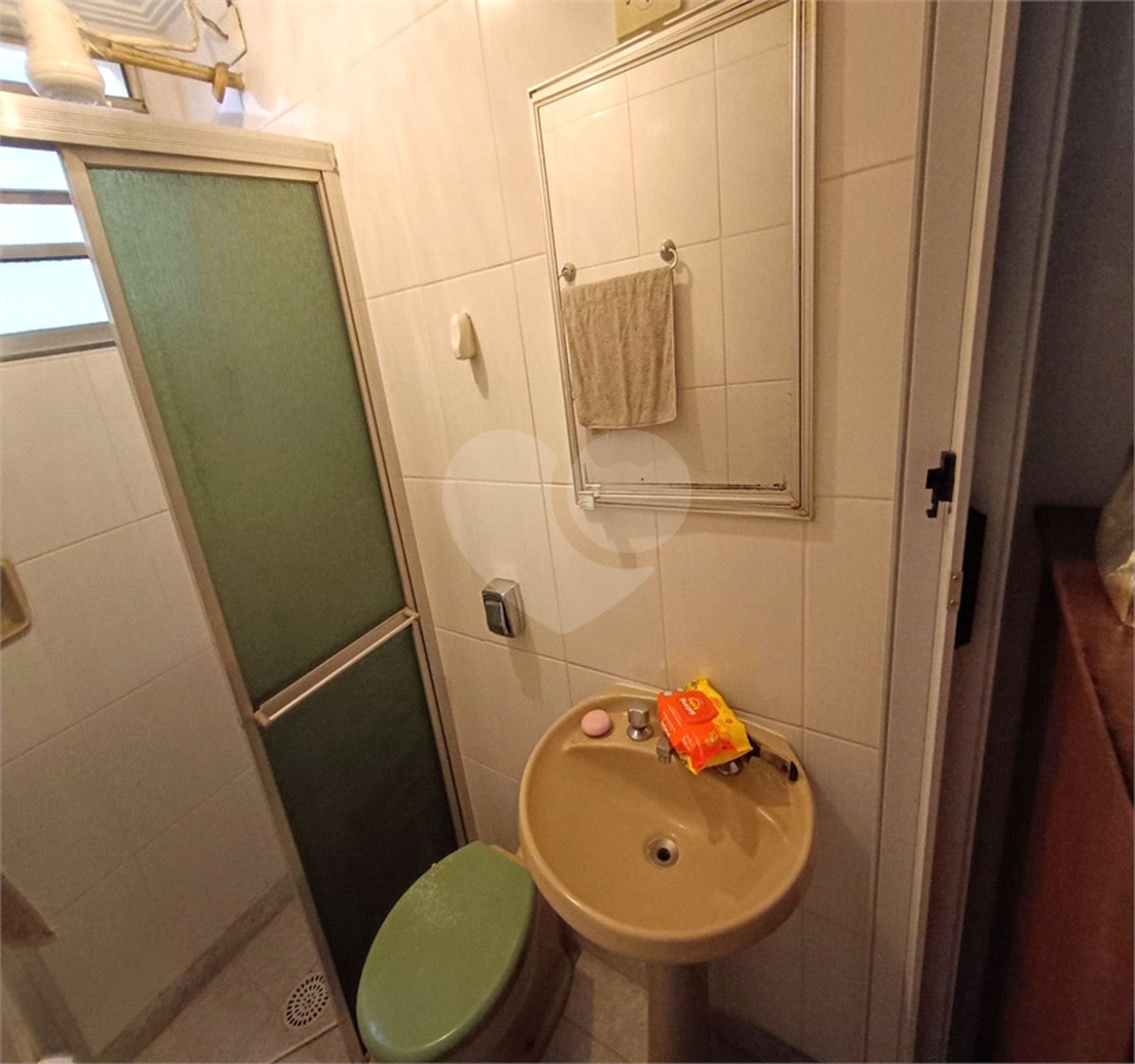 Casa Térrea à venda com 5 quartos, sendo 1 suíte, em Chora Menino, São Paulo, SP