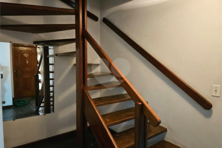 Sobrado à venda com 3 quartos, sendo 1 suíte, em Cidade Monções, São Paulo, SP