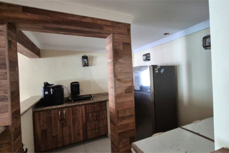 Casa à venda com 6 quartos, sendo 4 suítes, em Ferradura, Armação dos Búzios, RJ