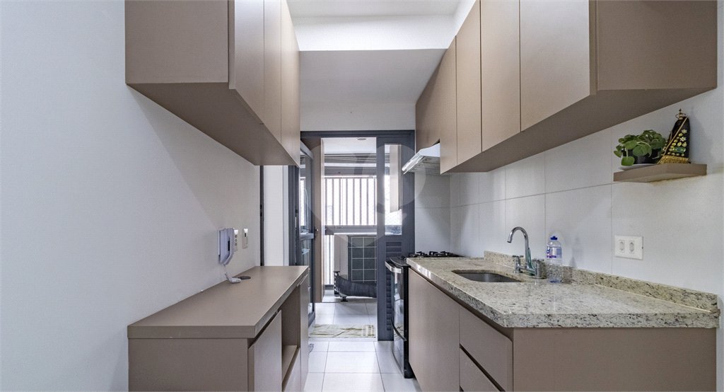 Apartamento à venda com 3 quartos, sendo 1 suíte,  em Perdizes, São Paulo, SP
