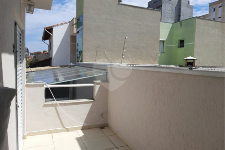 Sobrado à venda com 3 quartos, sendo 1 suíte, em Vila Suissa, Mogi das Cruzes, SP