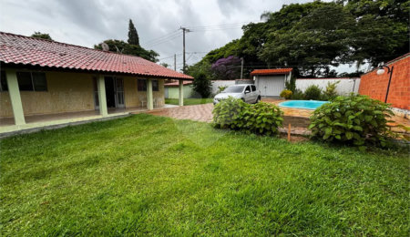 Casa à venda com 4 quartos, sendo 2 suítes,  no condomínio Zuleika Jabour, Salto - SP