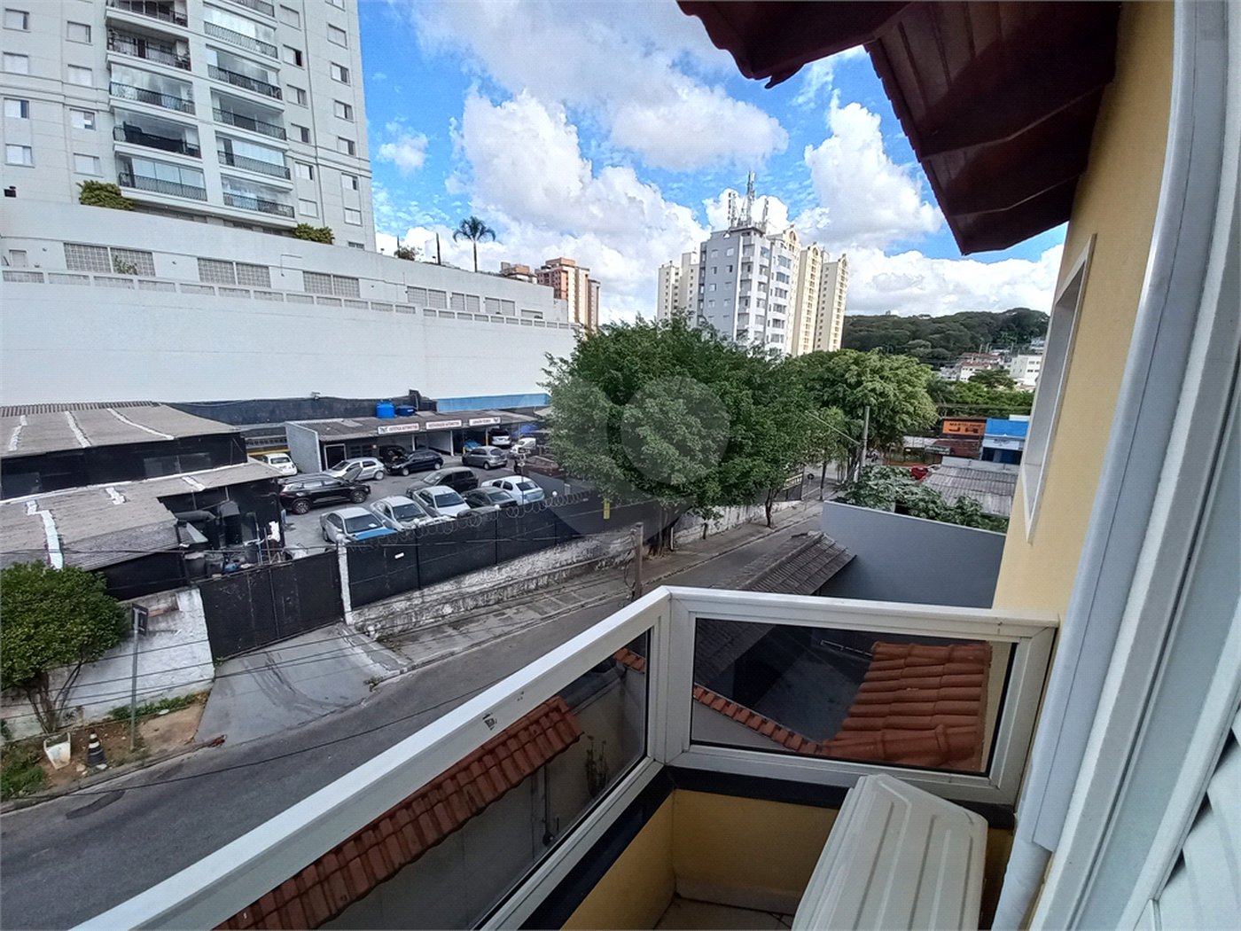 Sobrado à venda com 3 quartos, sendo 1 suíte, em Lar São Paulo, São Paulo, SP