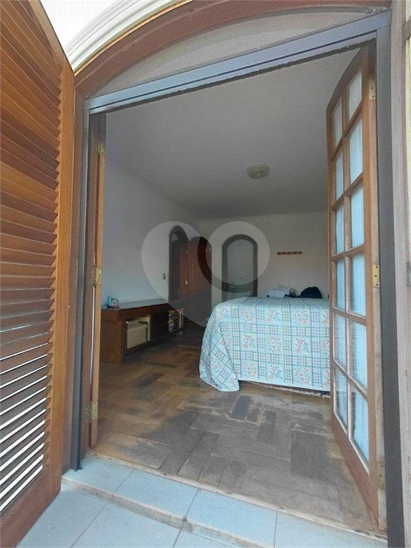 Casa à venda com 4 suítes no condomínio Ville Bourghese, São Paulo - SP