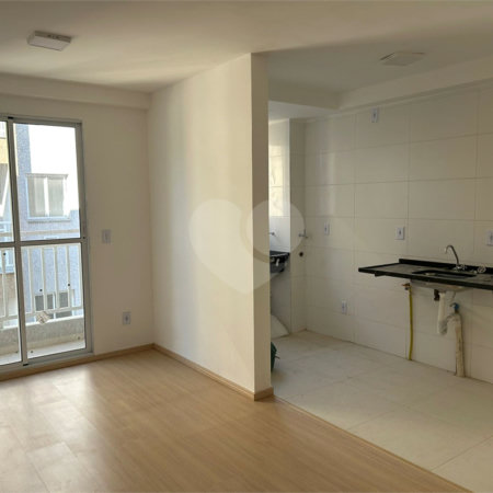 Apartamento à venda com 2 quartos em Jardim do Triunfo, Guarulhos, SP