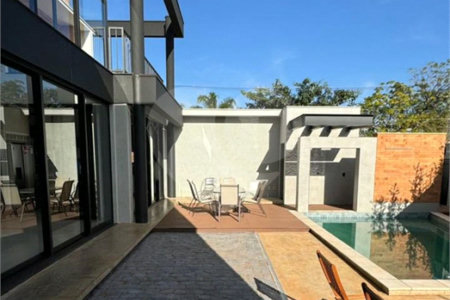 Casa à venda com 6 quartos, sendo 4 suítes, no condomínio Alto do Castelo, Ribeirão Preto - SP