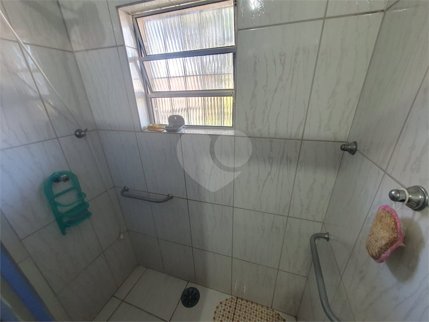 Casa Térrea à venda com 3 quartos, sendo 1 suíte, no Centro, Poá, SP