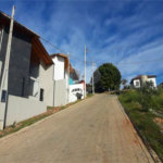 Casa à venda com 2 quartos, sendo 1 suíte, no condomínio Águas de São Pedro, Mairiporã - SP