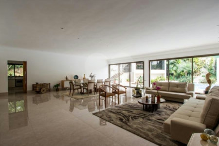 Casa Térrea à venda com 5 suítes em Jardim Marajoara, São Paulo, SP
