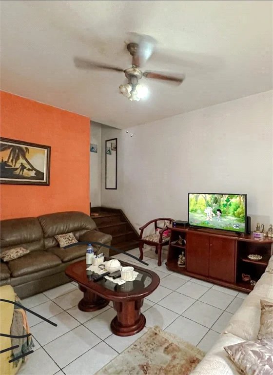 Sobrado à venda com 2 quartos em Vila Romana, São Paulo, SP