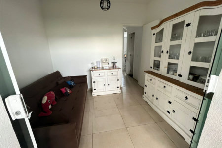 Casa à venda com 3 quartos no condomínio Jd Rebelato, Cotia - SP