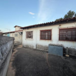 Casa Térrea à venda com 9 quartos, sendo 2 suítes, no condomínio Seranila, Monte Mor - SP