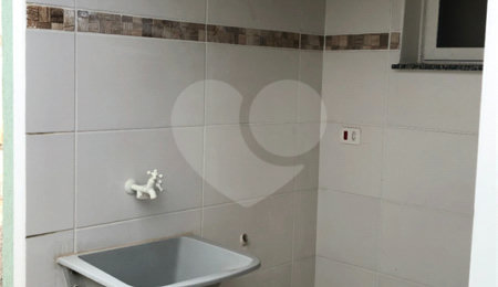 Casa à venda com 3 quartos, sendo 1 suíte,  no condomínio Marfi Iii- Fase Iii, Bom Jesus dos Perdões - SP