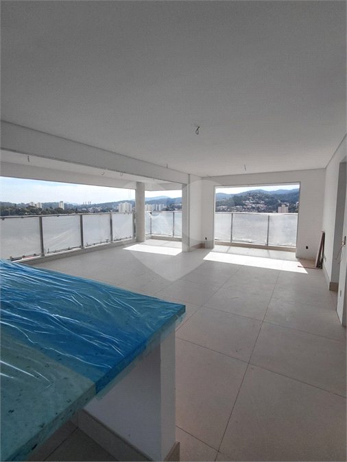 Apartamento à venda com 3 suítes em Jardim Leonor Mendes de Barros, São Paulo, SP