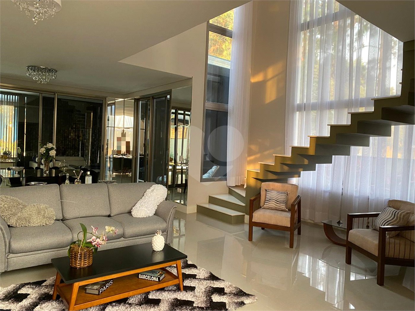 Casa à venda com 4 suítes no condomínio Vivendas do Lago, Sorocaba - SP