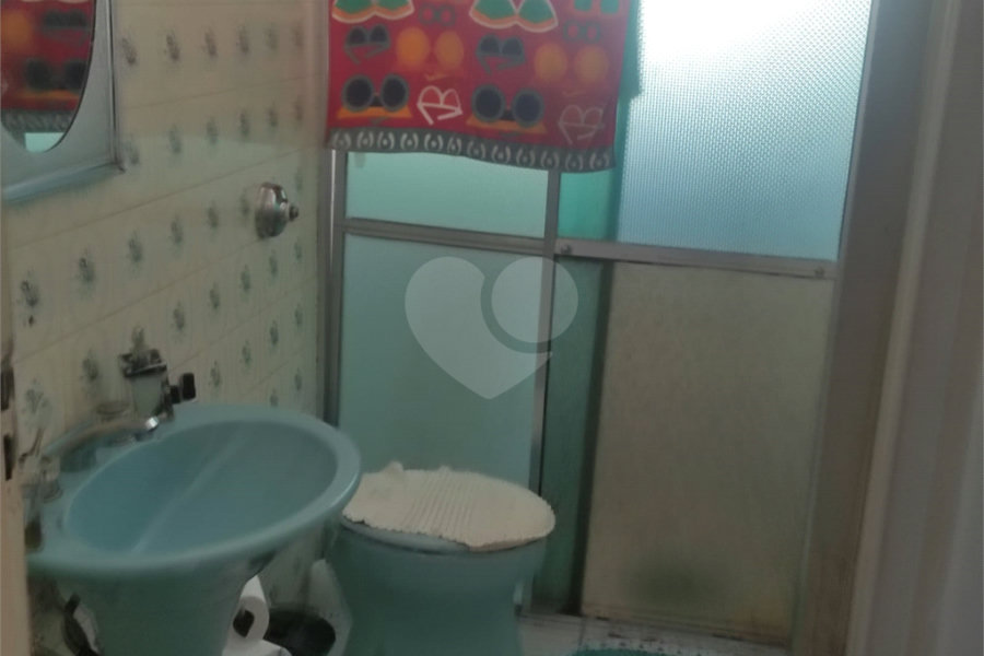 Sobrado à venda com 3 quartos no Brasilândia, São Paulo, SP