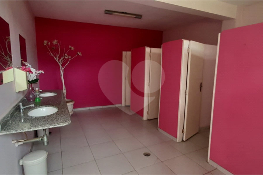 Casa Térrea à venda com 5 quartos, sendo 3 suítes, em Serra da Cantareira, Mairiporã, SP
