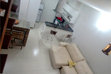 Casa à venda com 2 suítes em Jardim Adalgisa, Caraguatatuba, SP