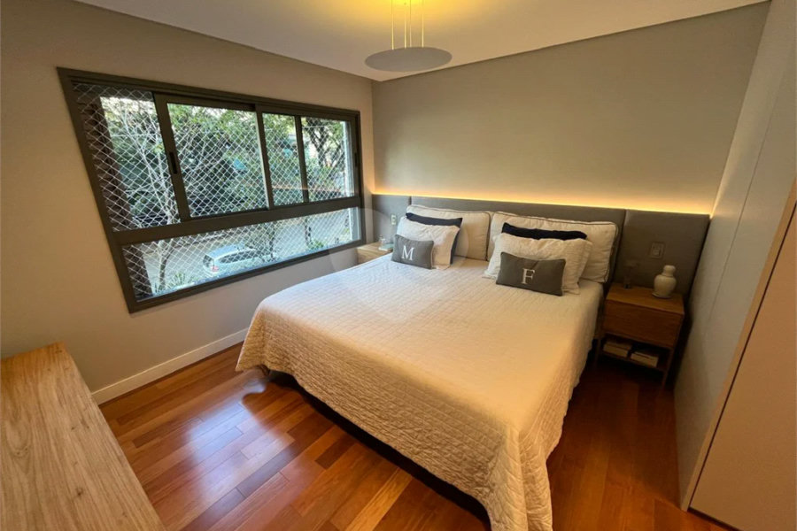 Apartamento à venda com 4 quartos, sendo 2 suítes, em Perdizes, São Paulo, SP