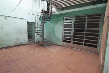 Sobrado à venda com 2 quartos em Vila Margarida, São Paulo, SP