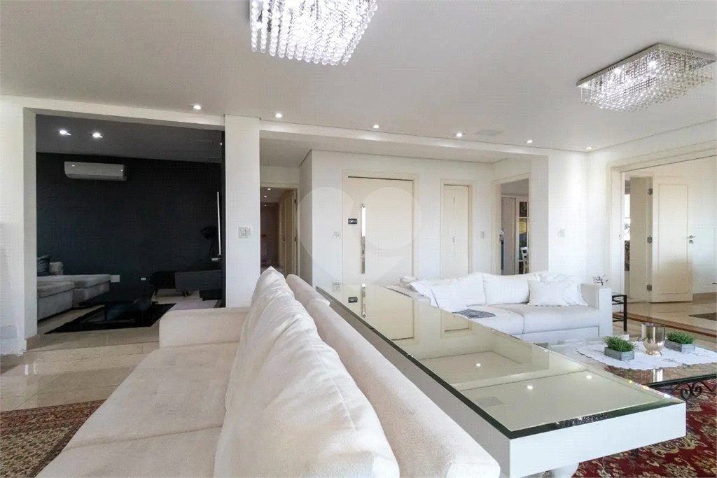 Apartamento à venda com 4 quartos, sendo 3 suítes, em Cambuci, São Paulo, SP