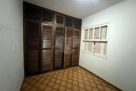 Casa à venda com 4 quartos, sendo 1 suíte, em Vila Mascote, São Paulo, SP