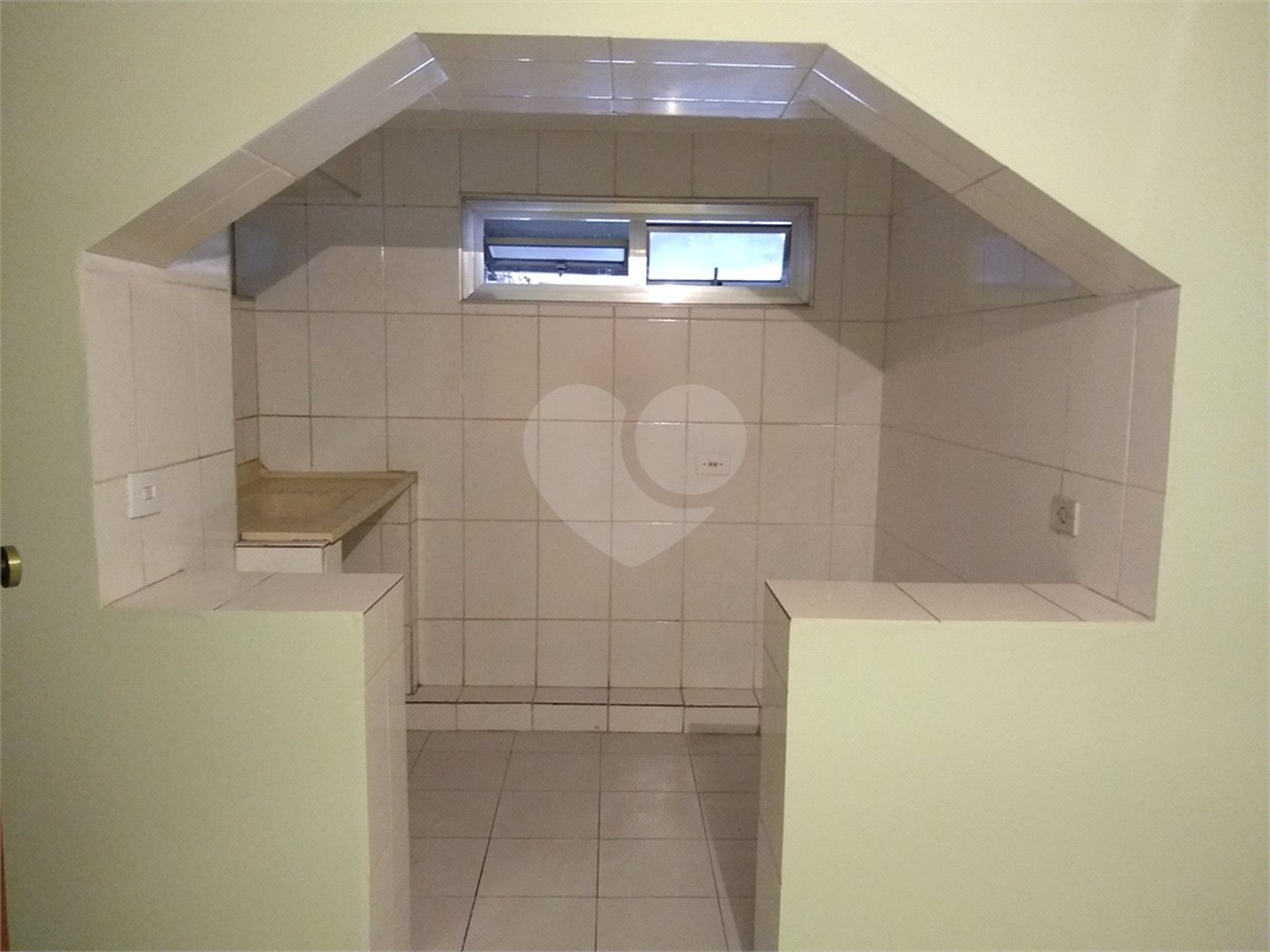 Prédio à venda com 4 quartos em Vila Guilherme, São Paulo, SP