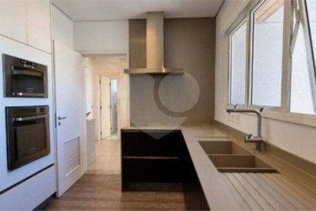 Apartamento à venda com 3 suítes em Vila Mariana, São Paulo, SP