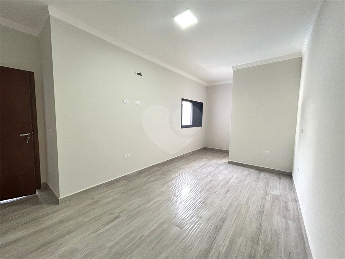 Casa à venda com 3 suítes no condomínio Jardim Villagio Wanel, Sorocaba - SP
