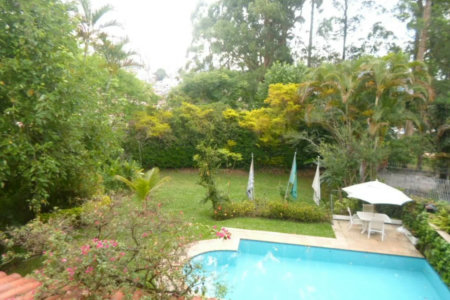 Sobrado à venda com 5 quartos, sendo 3 suítes,  em Fazenda Morumbi, São Paulo, SP