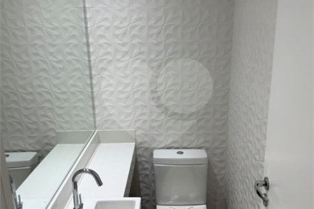 Apartamento à venda ou para alugar com 2 suítes em Vila Olímpia, São Paulo, SP