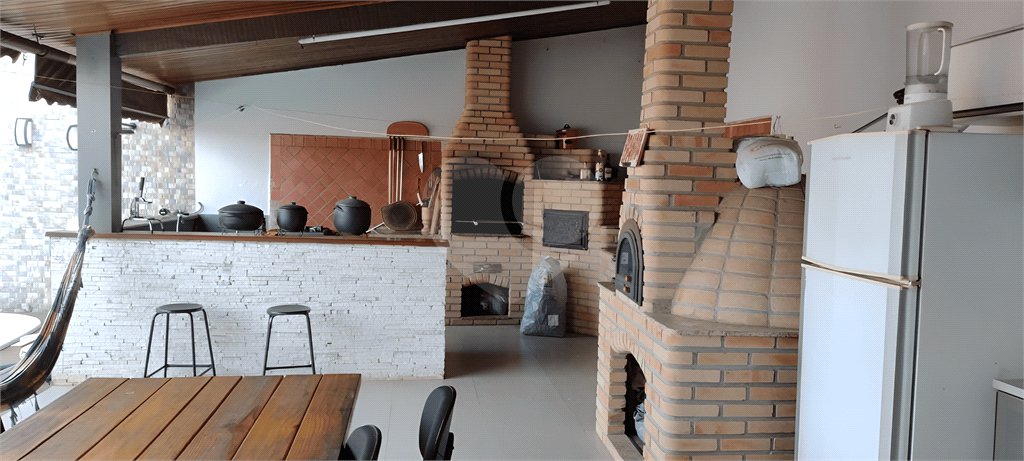 Casa à venda com 3 quartos, sendo 1 suíte,  em Jardim Itália, Itapetininga, SP