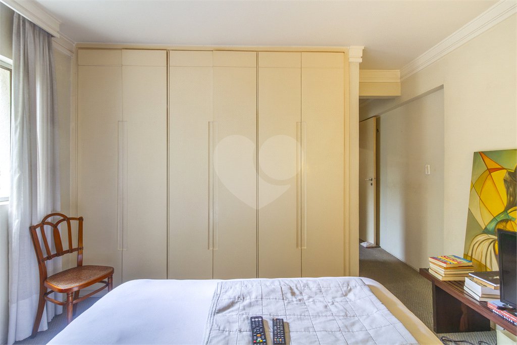 Apartamento à venda com 3 quartos, sendo 1 suíte,  em Sumarezinho, São Paulo, SP