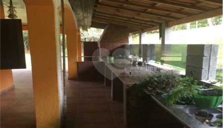 Sítio à venda com 5 quartos, sendo 4 suítes,  em Cocuera, Mogi das Cruzes, SP