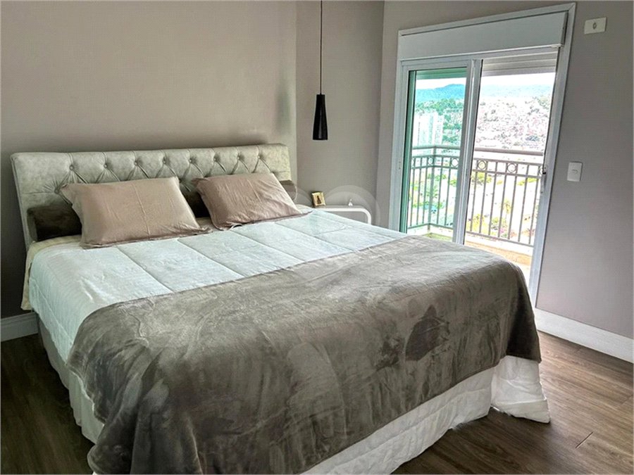 Apartamento à venda com 3 suítes em Vila Rosalia, Guarulhos, SP