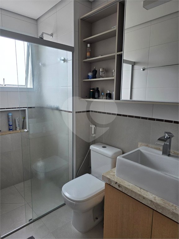 Apartamento à venda com 2 quartos, sendo 1 suíte,  em Loteamento Mogilar, Mogi das Cruzes, SP