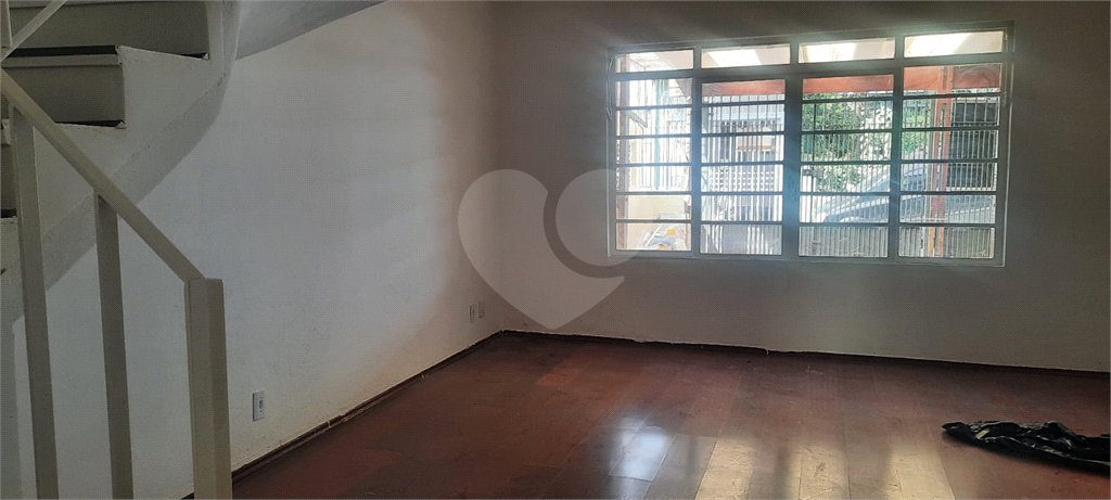 Sobrado à venda com 3 quartos em Rio Pequeno, São Paulo, SP