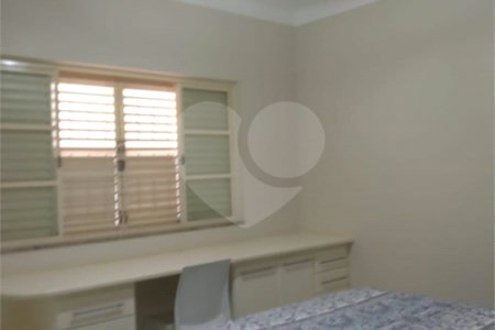 Casa à venda com 4 quartos, sendo 2 suítes, em Jardim Adalgisa, Araraquara, SP