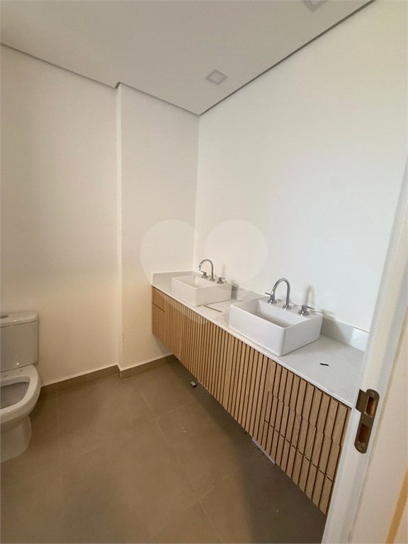 Apartamento para alugar com 3 suítes em Vila Helena, Atibaia, SP