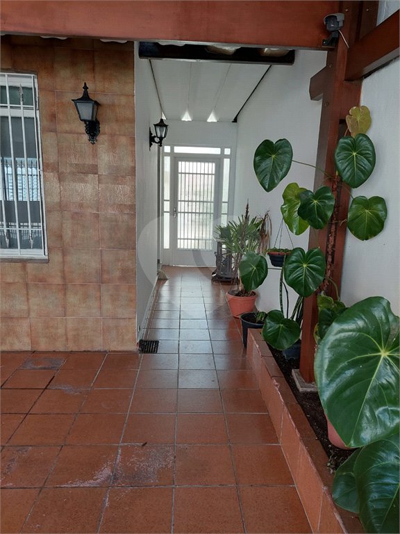 Sobrado à venda com 3 quartos, sendo 1 suíte, em Vila Mascote, São Paulo, SP