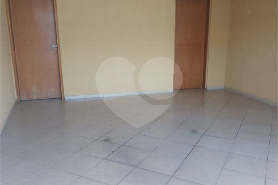 Sobrado à venda com 3 quartos, sendo 1 suíte, em Tremembé, São Paulo, SP