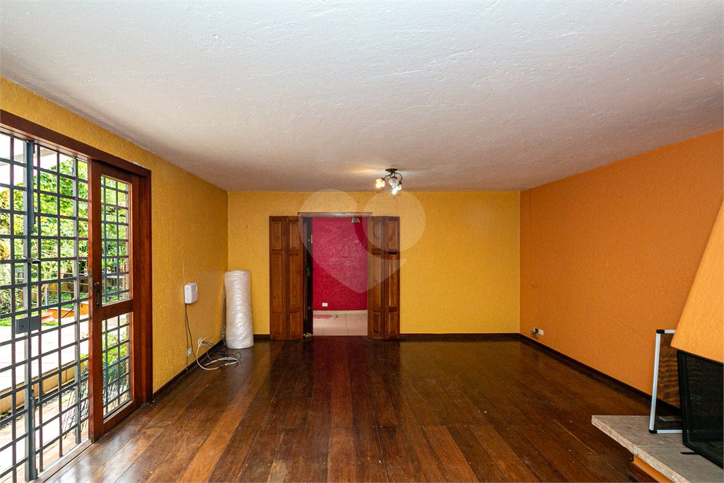 Casa à venda com 4 quartos, sendo 1 suíte, em Jardim Marajoara, São Paulo, SP
