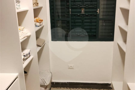 Chácara à venda com 5 quartos, sendo 4 suítes, em Week-end, Jarinu, SP