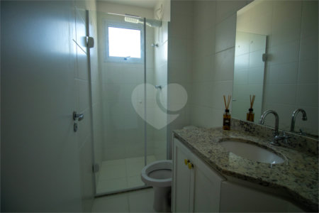 Apartamento para alugar com 2 quartos, sendo 1 suíte, em Chácaras Manão, Mairinque, SP