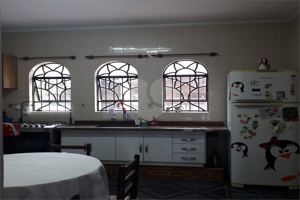 Hotel à venda com 15 quartos, sendo 4 suítes,  no Centro (canguera), São Roque, SP