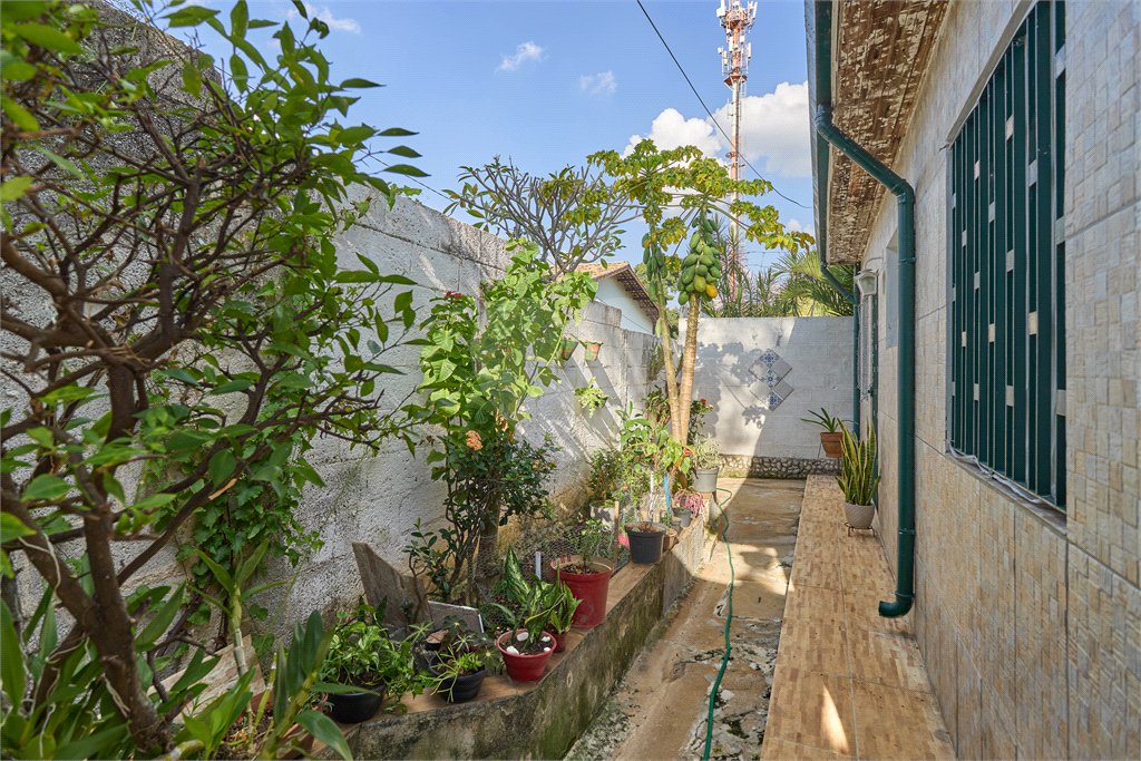Casa Térrea à venda com 2 quartos em Jardim Prudência, São Paulo, SP