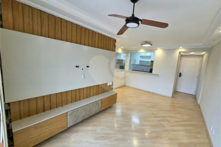 Apartamento à venda com 2 quartos, sendo 1 suíte, em Granja Julieta, São Paulo, SP